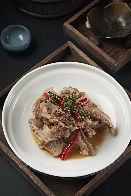 香辣藤椒炖羊排图片