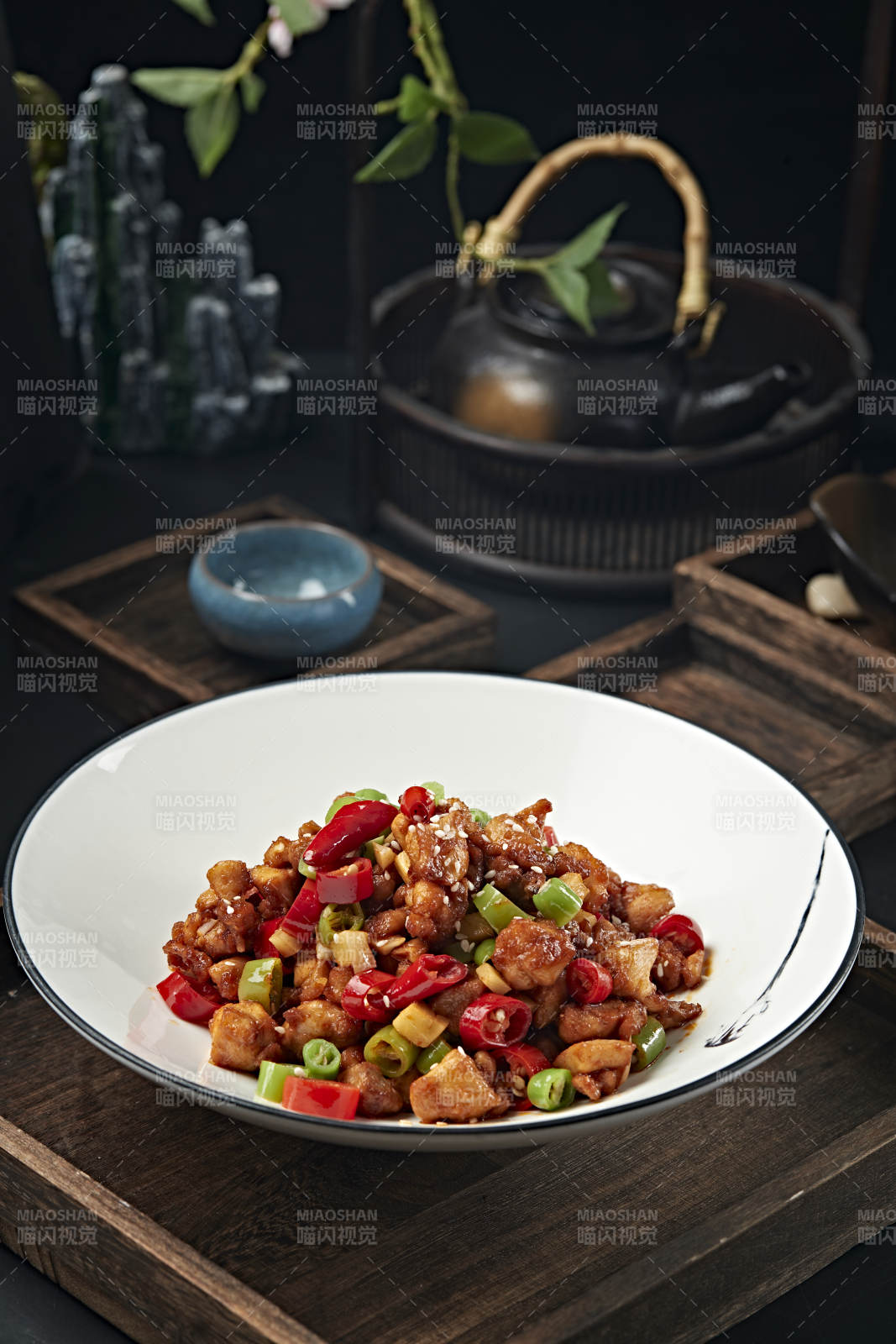 米椒辣子鸡丁图片