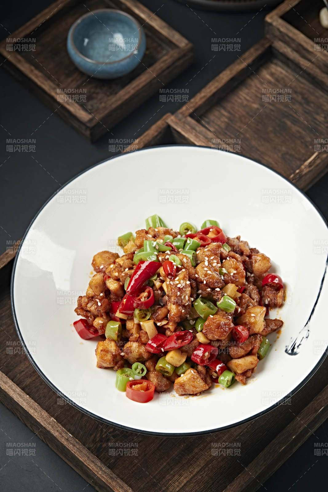 米椒辣子鸡丁图片