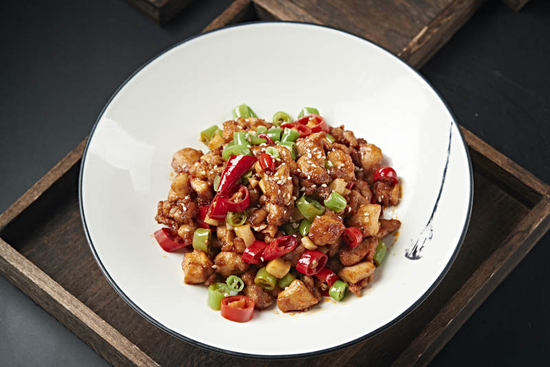米椒辣子鸡丁图片