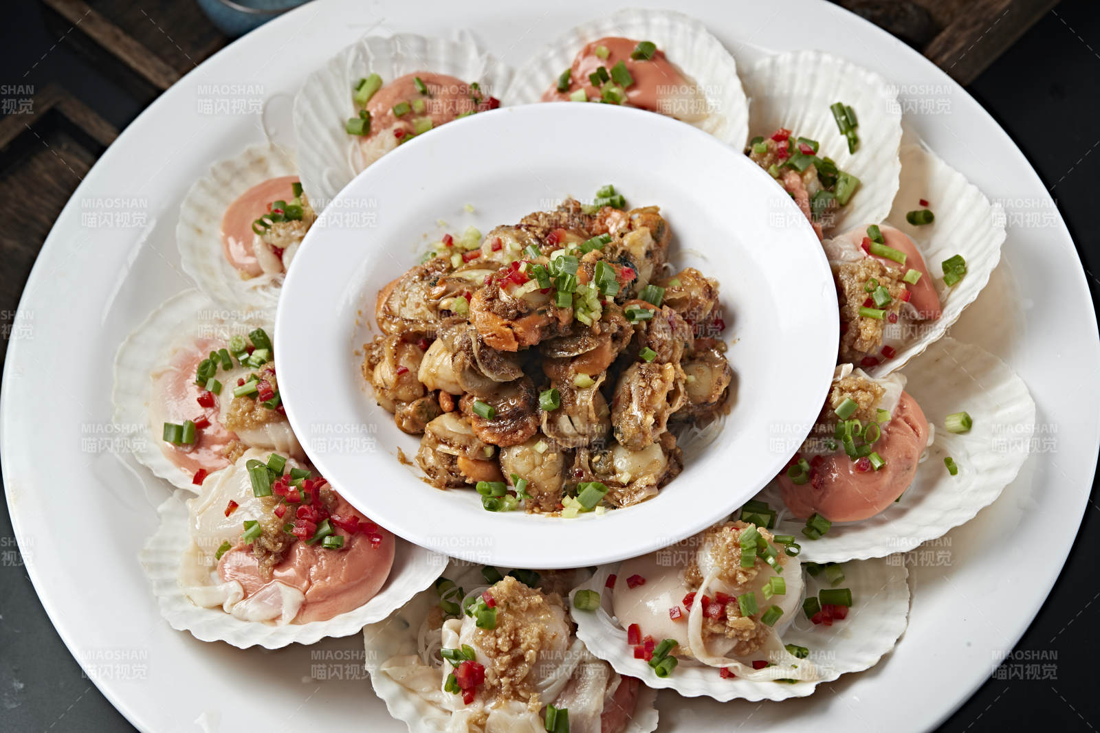 蒜蓉蒸扇贝爆炒贝丁扇贝两吃图片