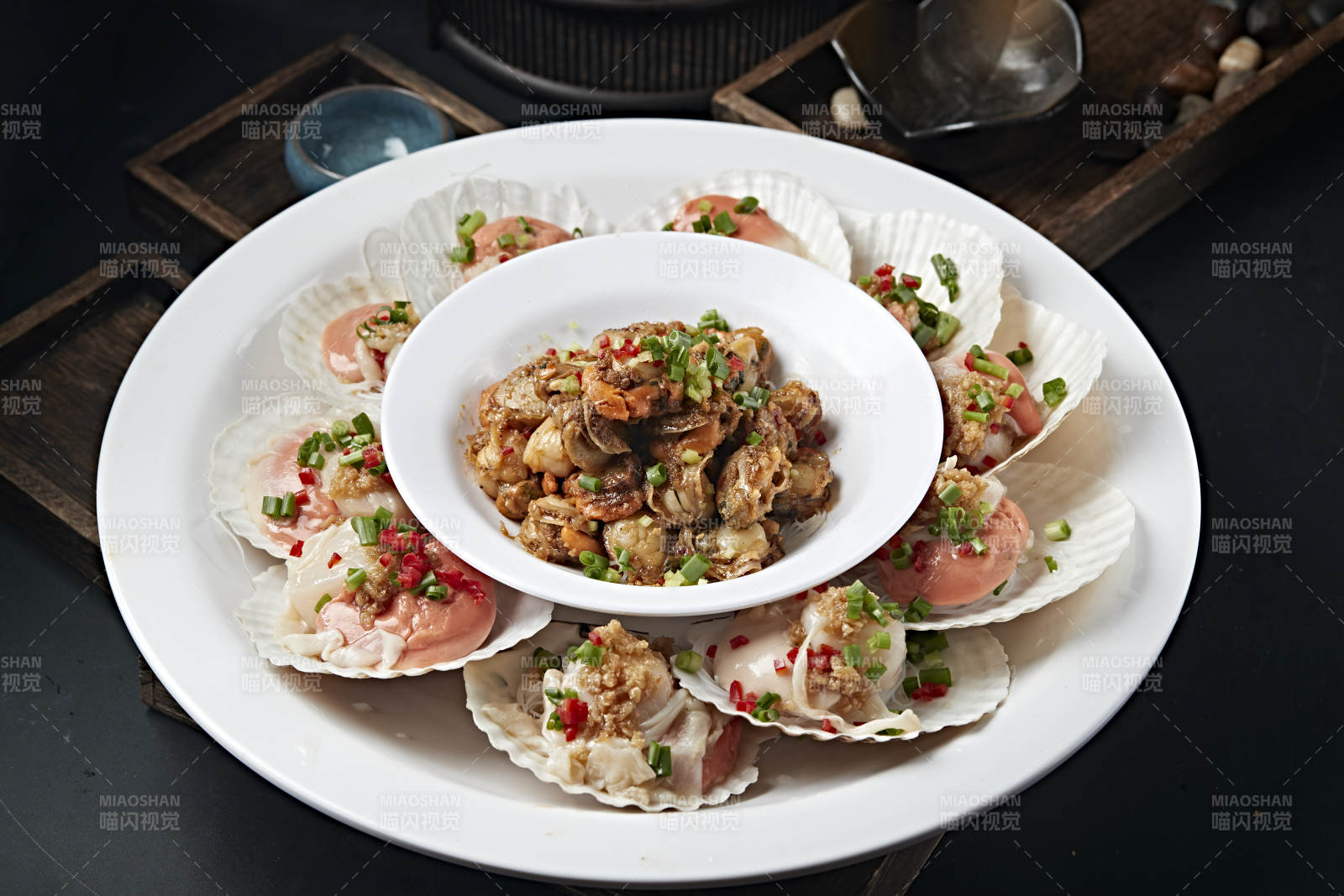 蒜蓉蒸扇贝爆炒贝丁扇贝两吃图片