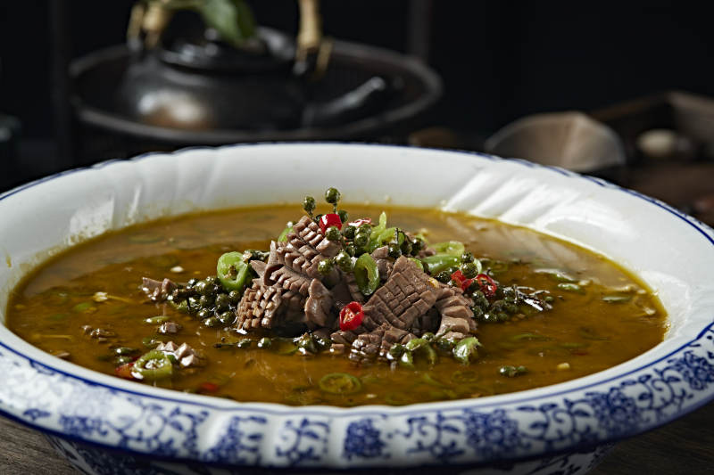 藤椒椒麻酸汤腰花图片