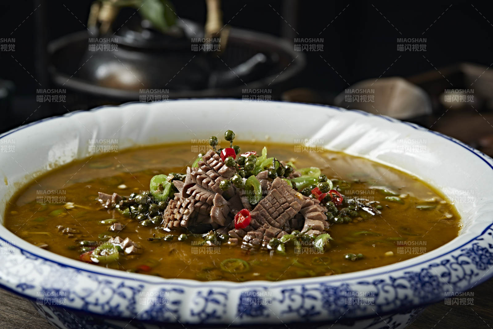 藤椒椒麻酸汤腰花图片