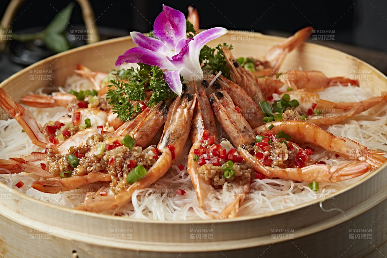 蒜蓉粉丝蒸开背大虾图片