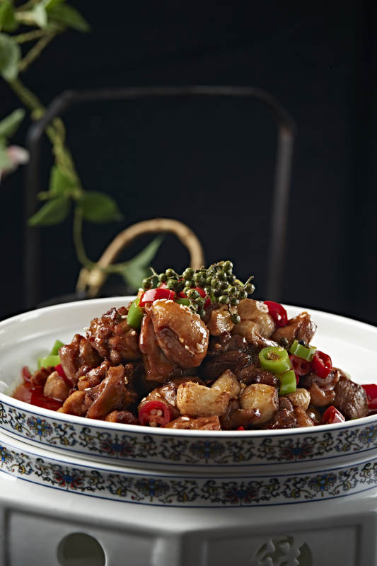 蒜子香辣藤椒鸡块图片