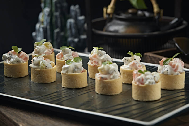 果蔬金枪鱼粒沙拉图片