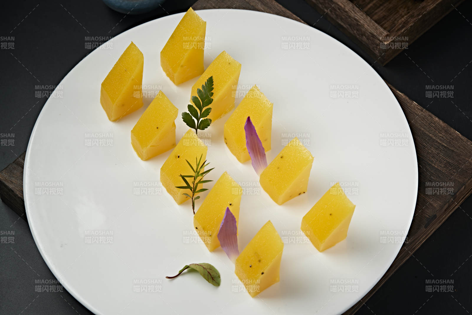 百香芒果糕图片