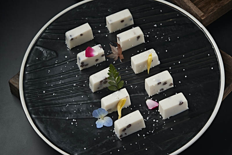 红豆椰奶糕图片