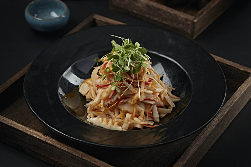 凉拌彩椒豆苗春笋丝图片