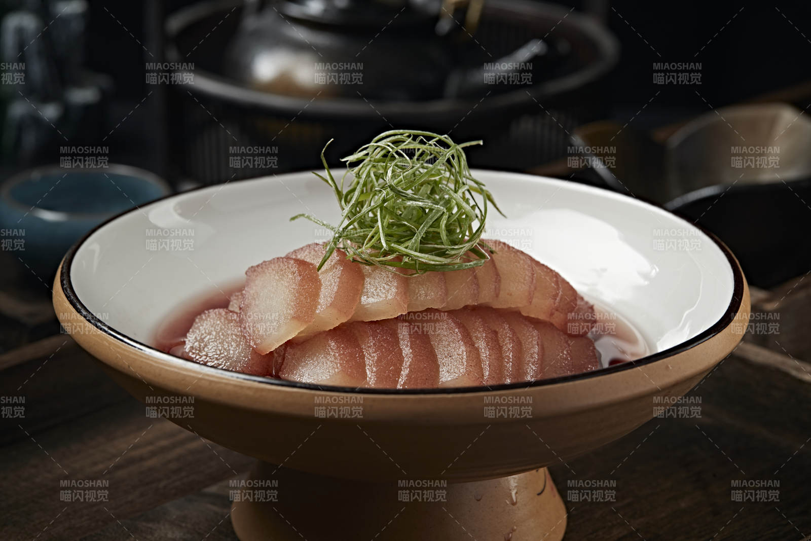 美味红酒腌雪梨图片