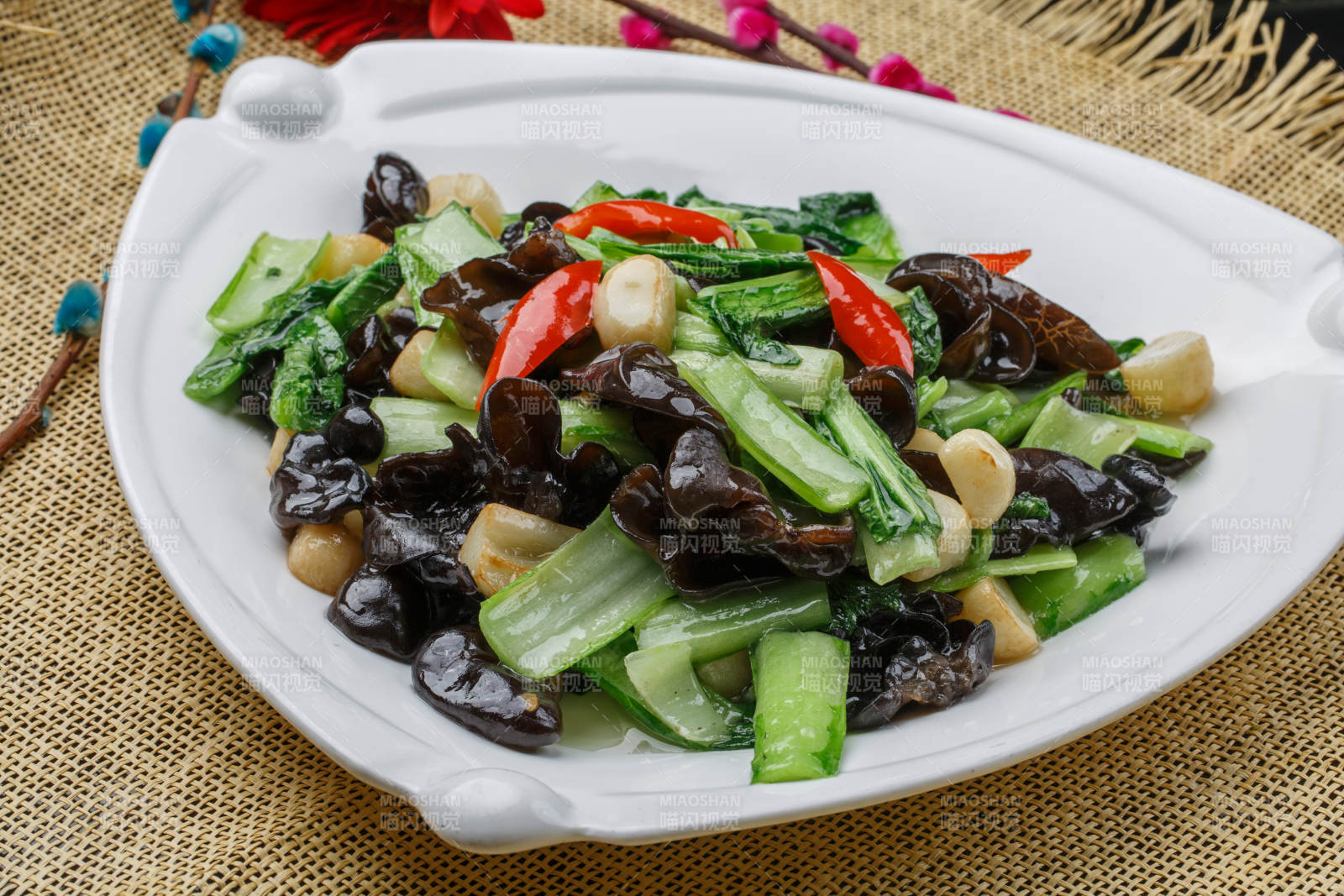 蒜香木耳小炒油菜心图片