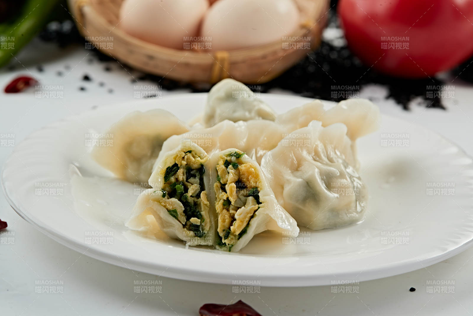 手工韭菜鸡蛋馅饺子图片