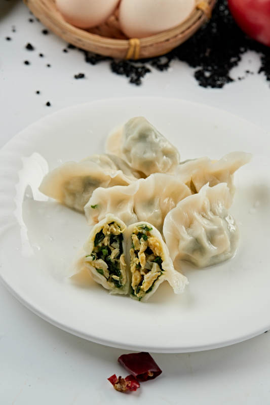 手工韭菜鸡蛋馅饺子图片