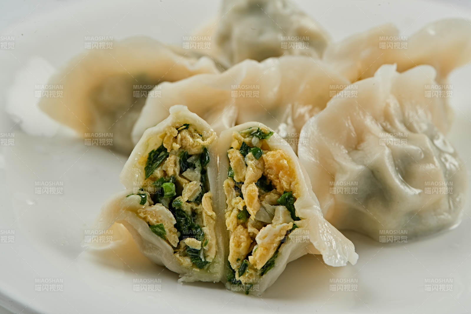 手工韭菜鸡蛋馅饺子图片