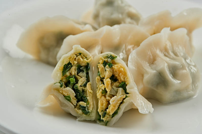 手工韭菜鸡蛋馅饺子图片