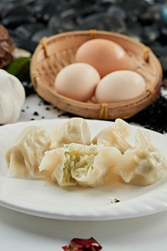 手工蒜泥白肉馅饺子图片