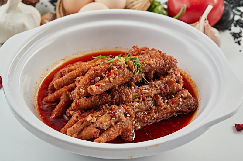 红油卤味虎皮鸡脚图片