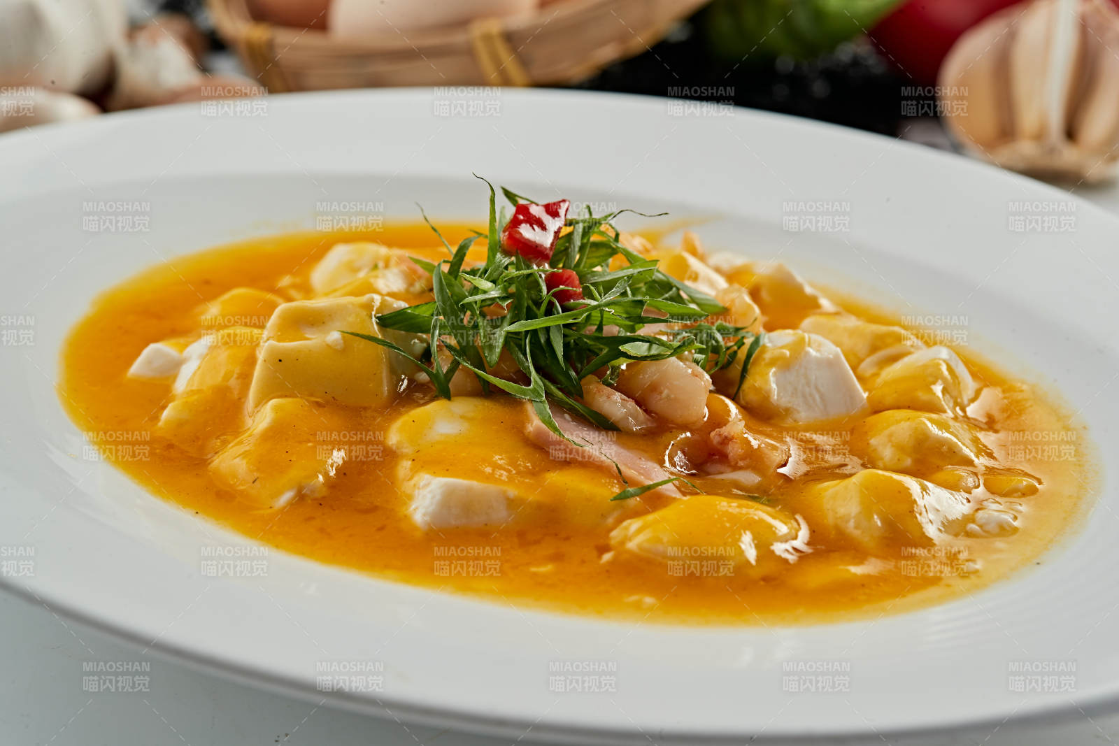 浓汤蟹黄焗日式内脂豆腐图片