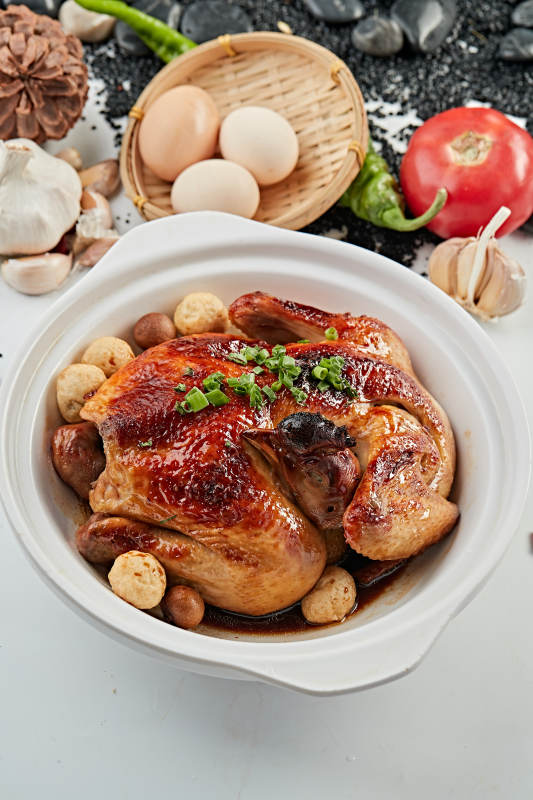 砂锅酱汁盐焗鸡图片