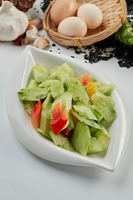 小凉菜彩椒拌黄瓜片图片