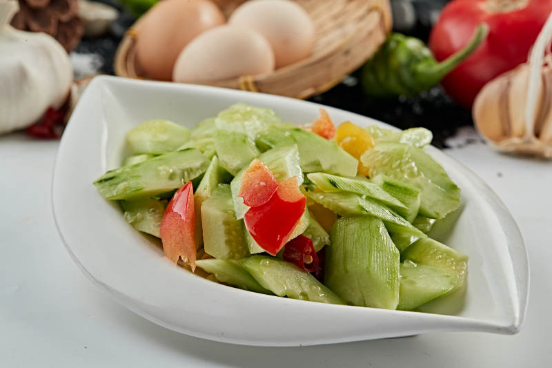 小凉菜彩椒拌黄瓜片图片