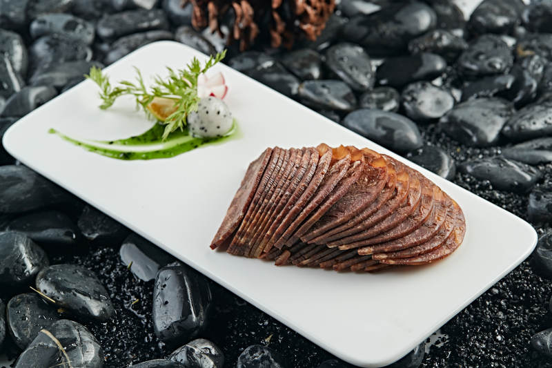 五香酱牛腱切片图片