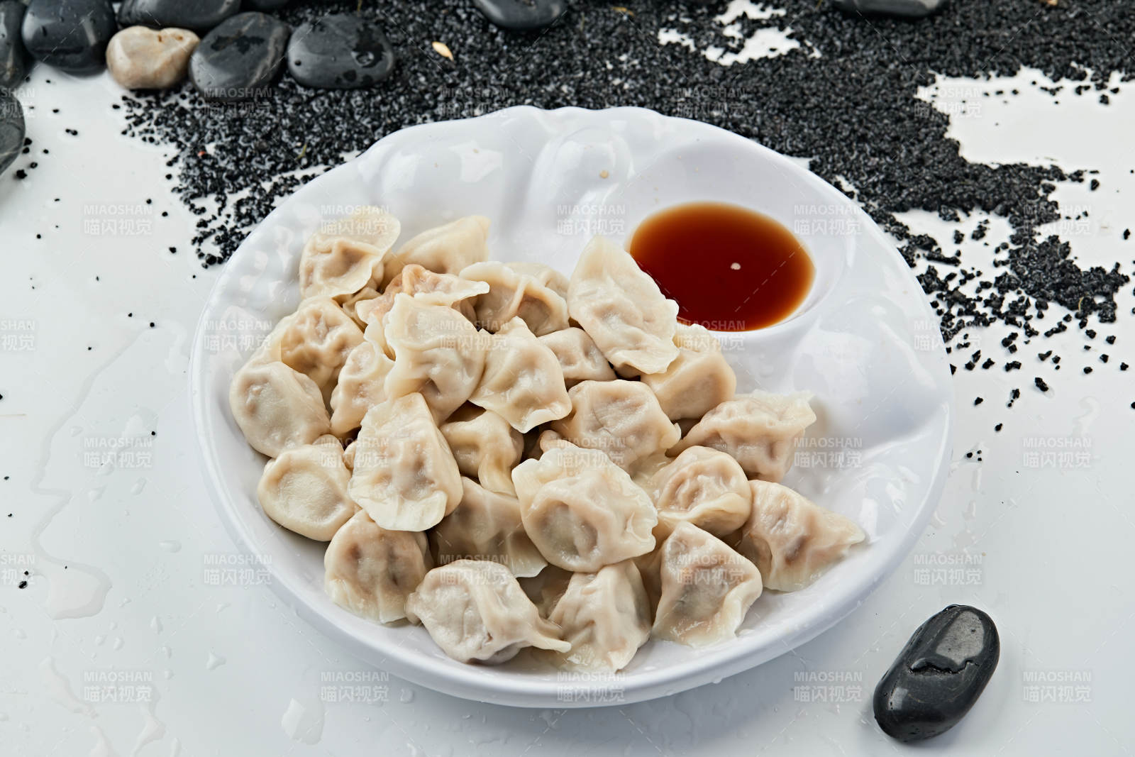 手工猪肉大葱馅饺子图片