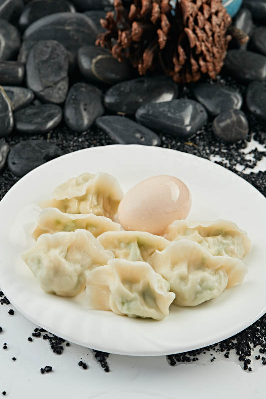 手工鸡蛋豆角素馅饺子图片