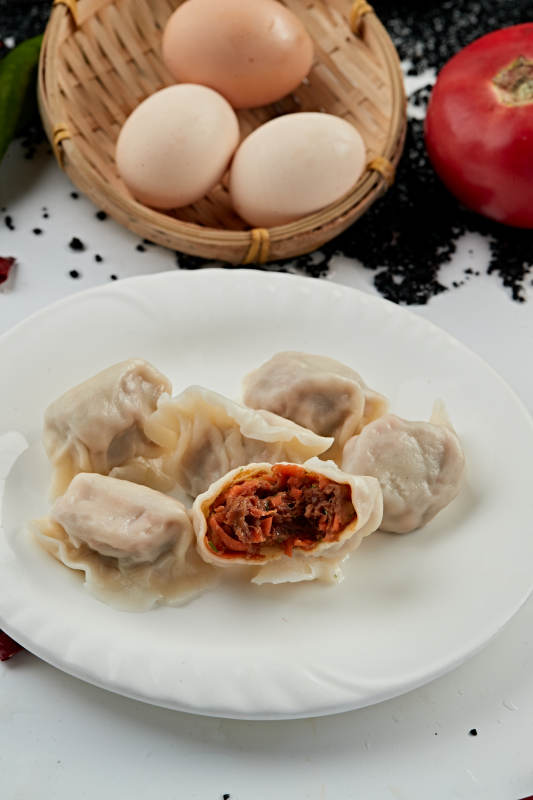 手工羊肉胡萝卜馅饺子图片