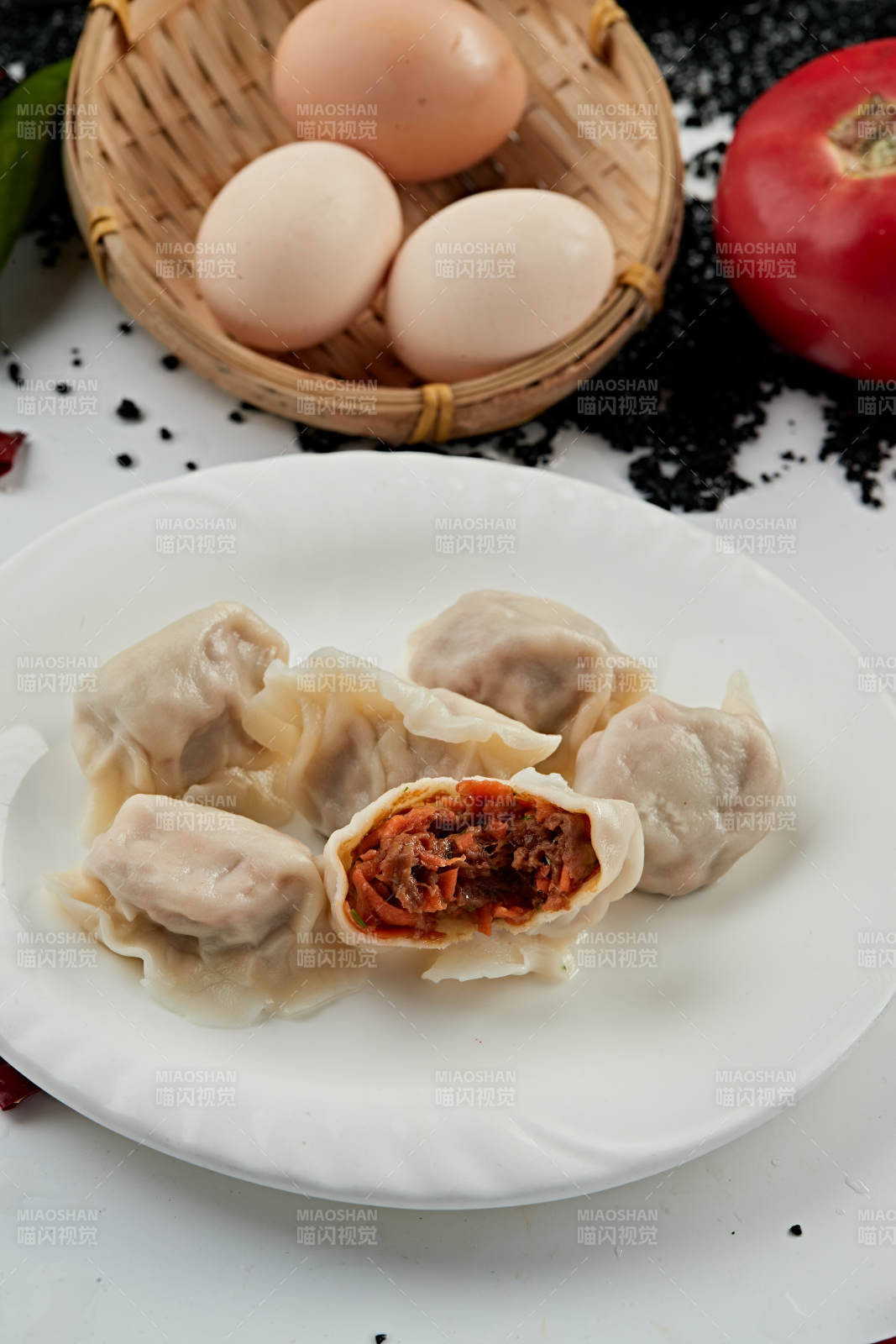 手工羊肉胡萝卜馅饺子图片