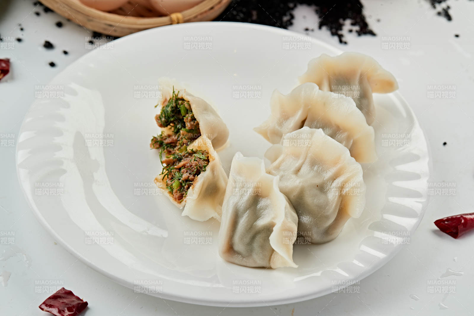 手工鲜猪肉茴香馅饺子图片