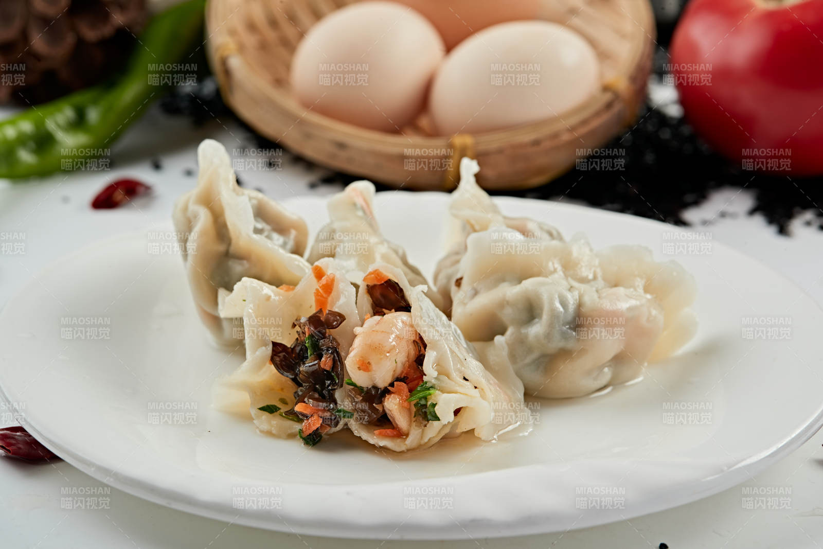 手工三鲜大虾仁馅饺子图片