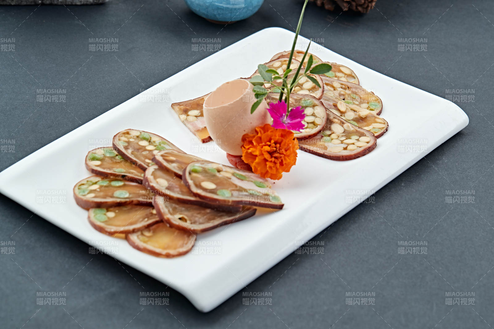 菊花青豆鱿鱼猪耳冻图片