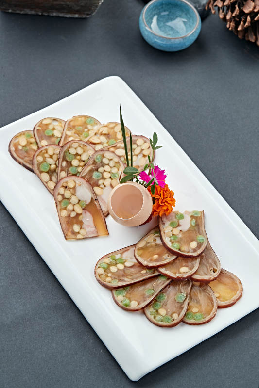 菊花青豆鱿鱼猪耳冻图片