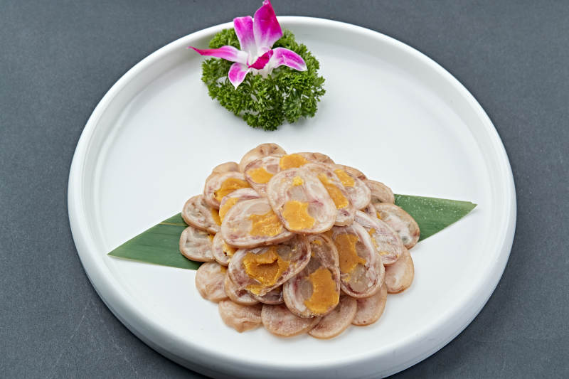 鱿鱼猪耳鸭蛋卷切片图片