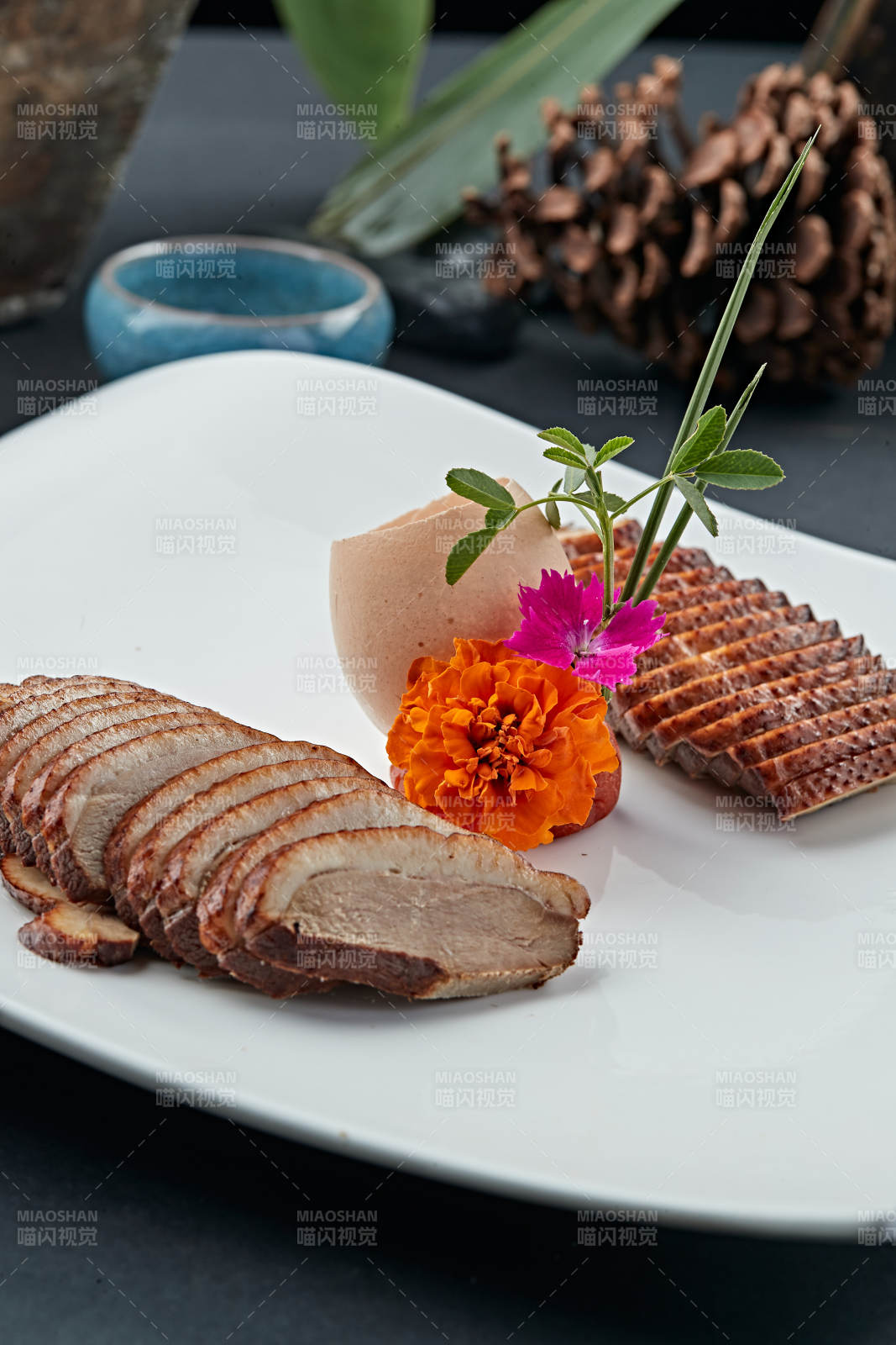 烟熏鸭胸切片图片