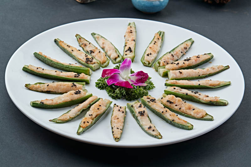 鲜秋葵焗虾泥图片