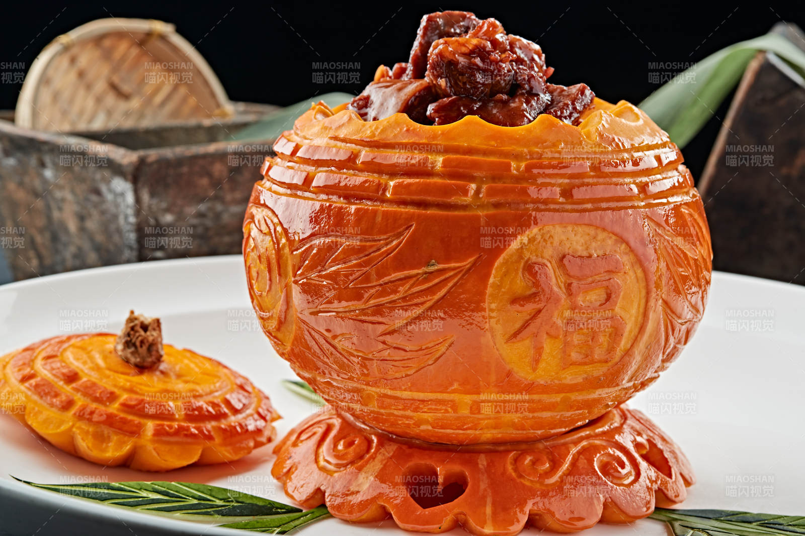 南瓜金盏红烧鹿肉图片