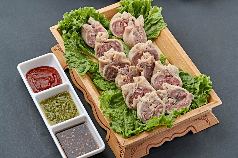 蒙餐水煮肚包肉图片