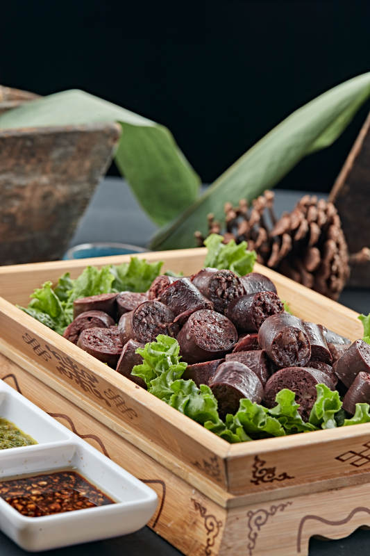 水煮蒜香羊肉血肠图片