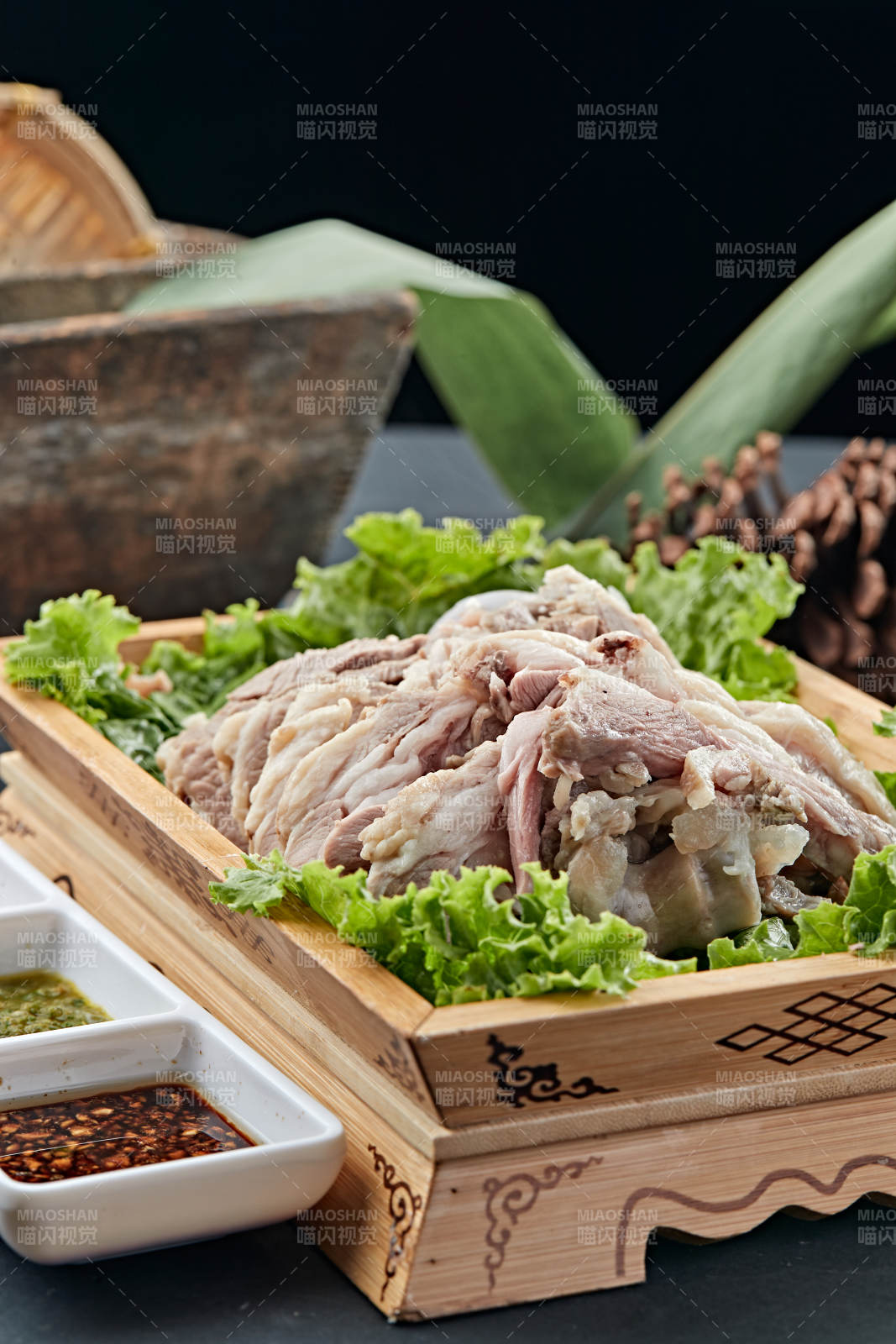 清水炖煮手把肉图片