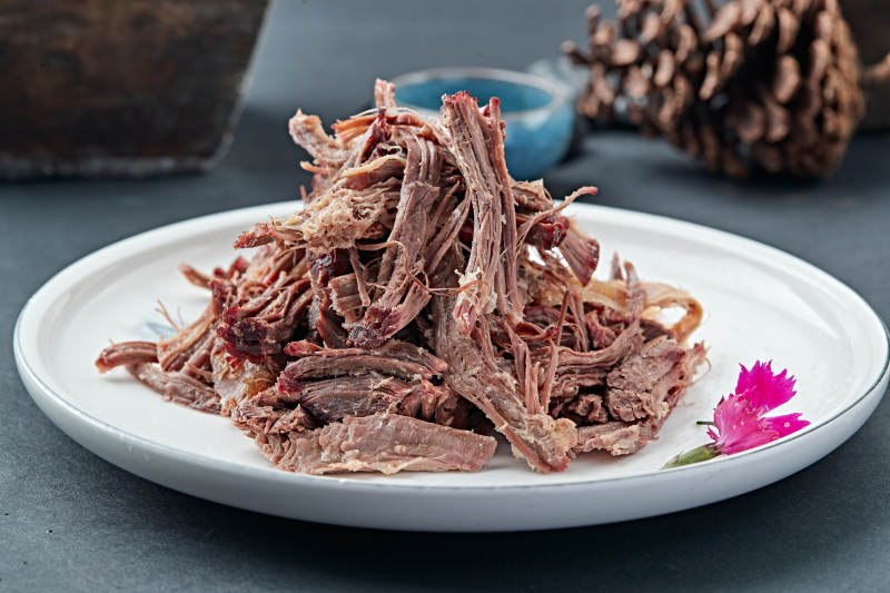 峨嵋手撕驴肉图片