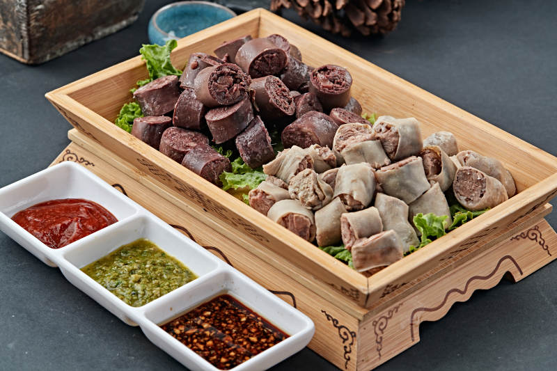 蘸汁蒜香双拼肠肥羊蒜肠灌羊血肠图片