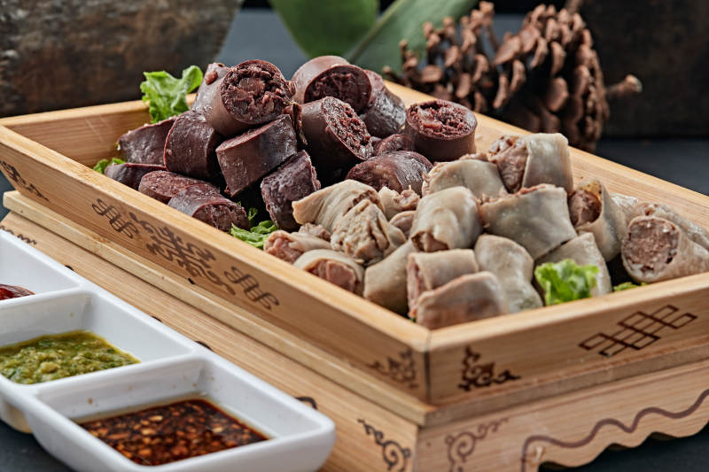 蘸汁蒜香双拼肠肥羊蒜肠灌羊血肠图片