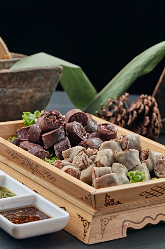 蘸汁蒜香双拼肠肥羊蒜肠灌羊血肠图片