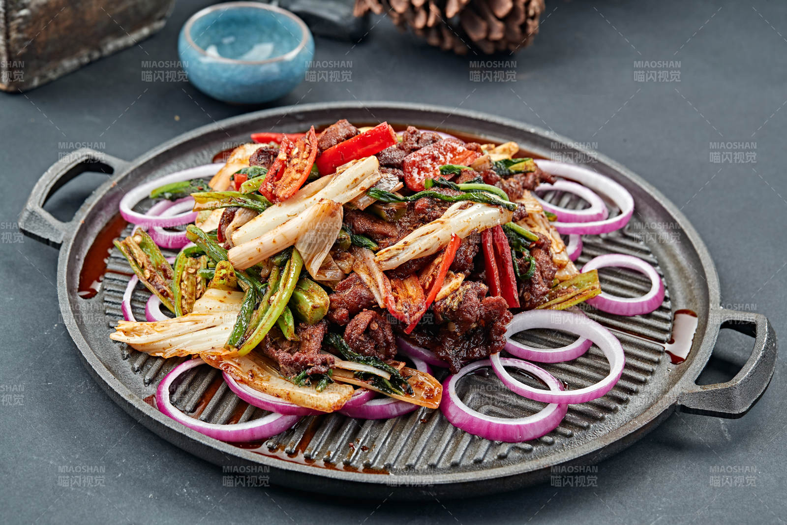 炙子铁板什锦蔬菜煎牛柳图片