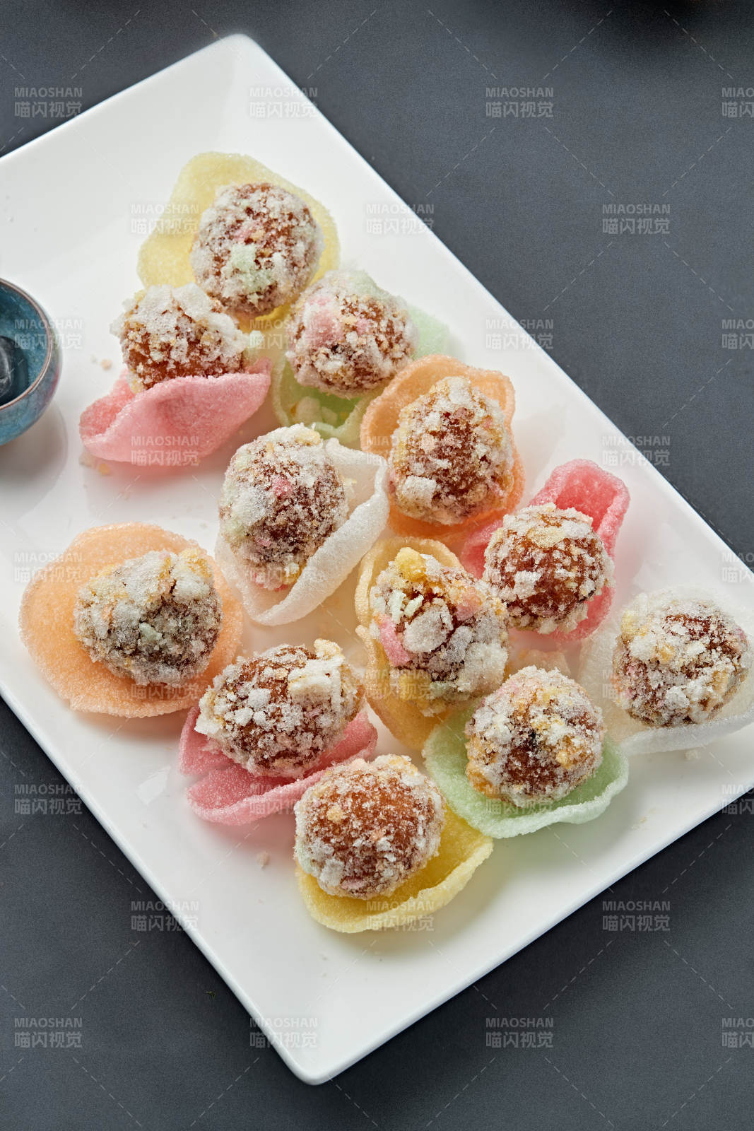 油炸酥皮江米土豆丸子图片