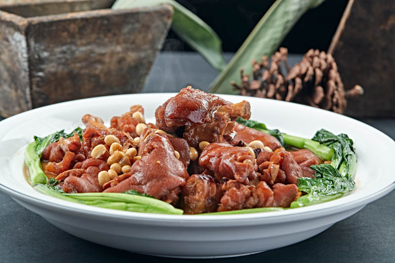 红烧黄豆炖猪蹄图片