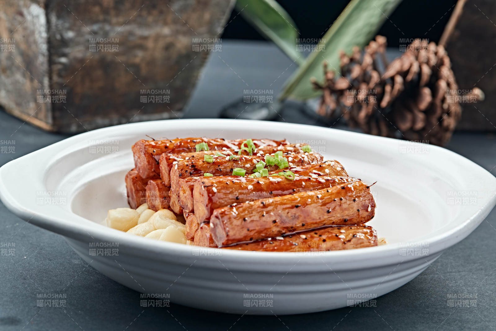 蒜香砂锅焗长山药图片